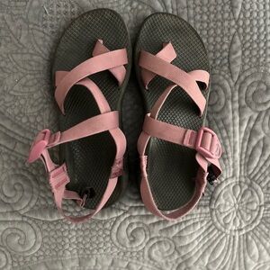 Chaco Z Cloud 2 toe loop. Size 8 Rose color. Only wore these a couple of times.